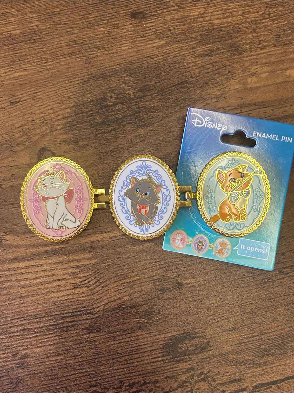 Disney Aristocats Hinged Enamel Pin Trio - Pink, Blue, Teal Accents